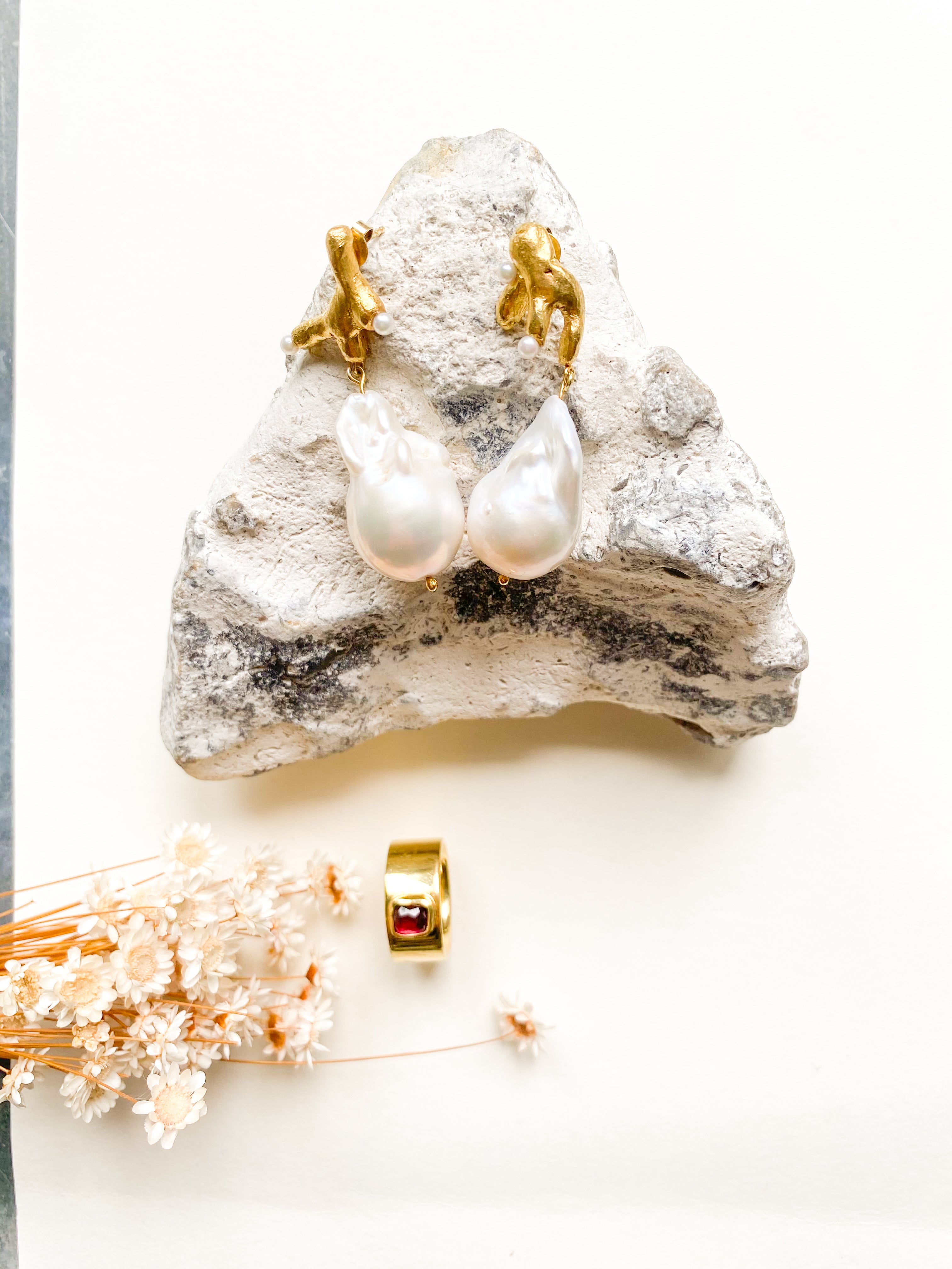 GOLDEN CORAL OHRRINGE