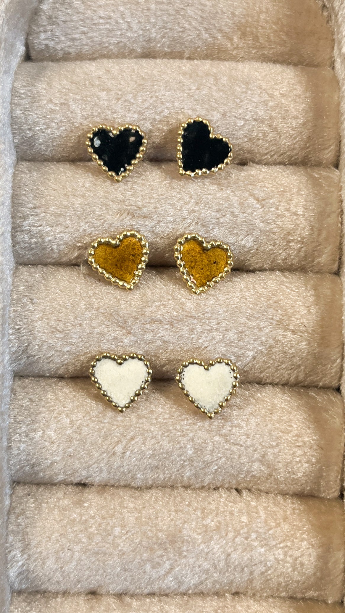 EMAILLE HERZ OHRSTECKER